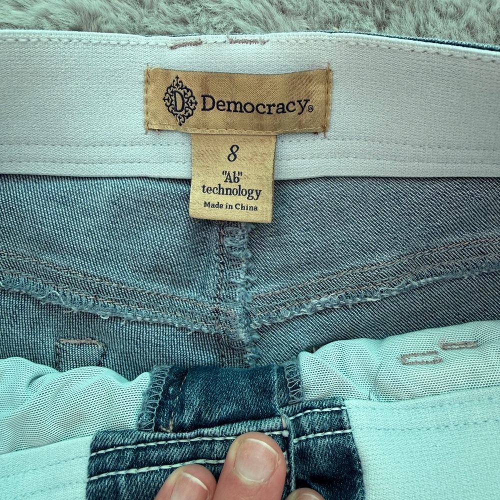Democracy Light Blue Denim Jeans - Picture 2 of 3